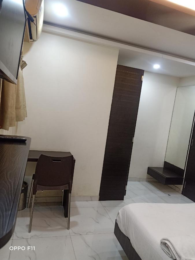 Hotel Bkc Palace Мумбаи Экстерьер фото